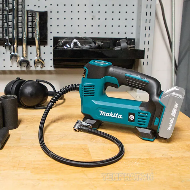 Máy nén không khí Makita được thiết kế hiện đại, bắt mắt