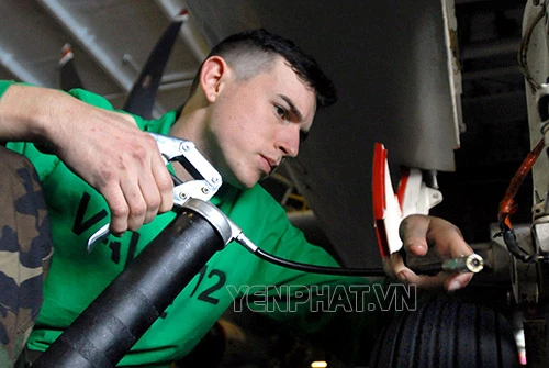 bơm mỡ bôi trơn cho vòng bi