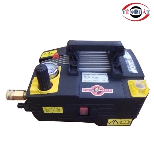 Máy rửa xe tăng áp mini gia đình LT 590 1