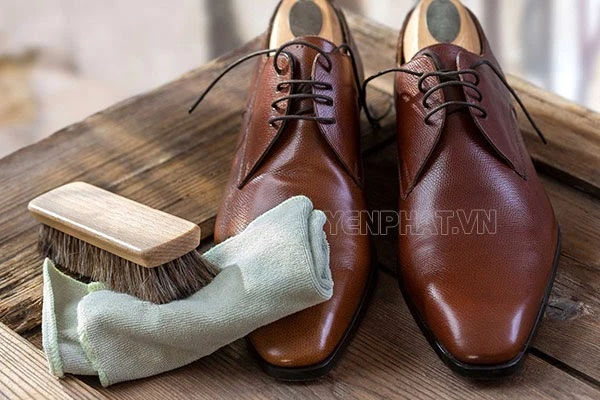 lựa chọn xi máy đánh giày chất lượng