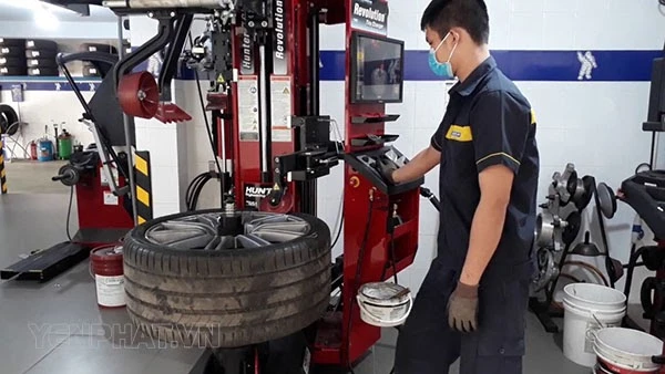Cách sửa chữa và bảo dưỡng máy ra vào lốp tại nhà hiệu quả