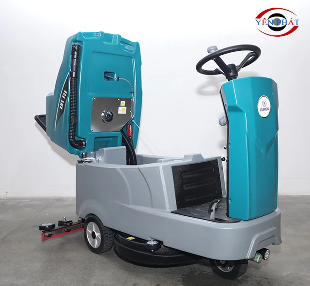 Máy chà sàn liên hợp ngồi lái Kumisai KMS 60B 4