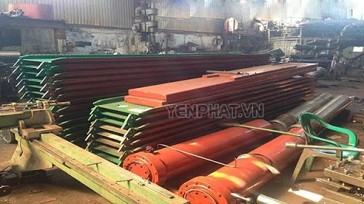 Cầu nâng tự chế tạo dành cho những công việc có đặc thù riêng