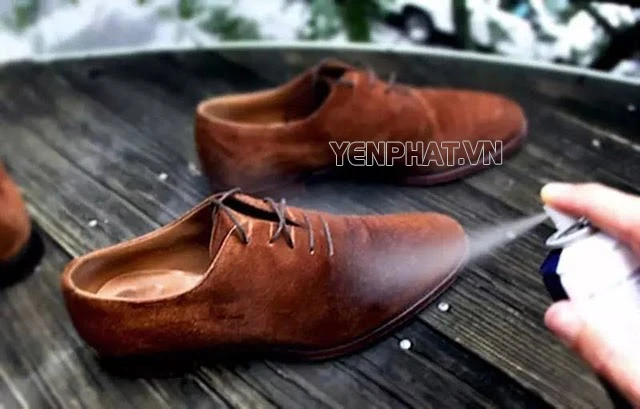 Quy trình vệ sinh giày da đơn giản tại nhà