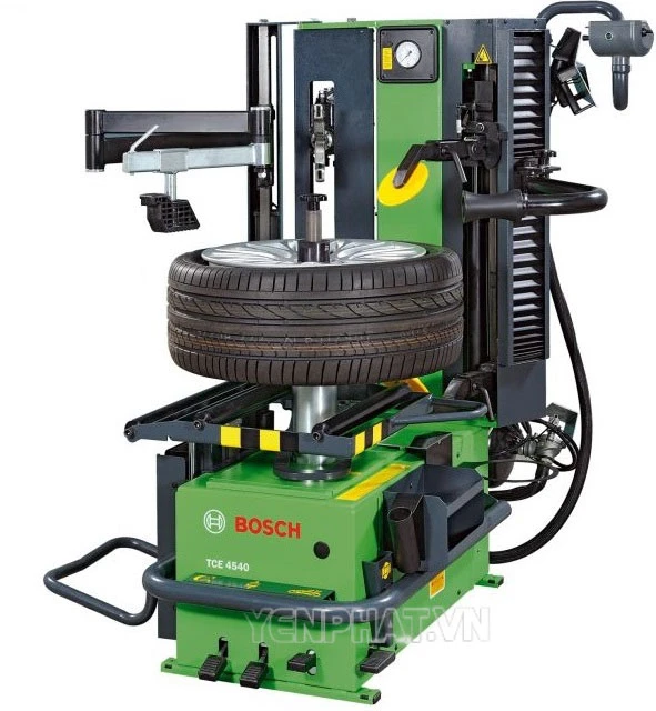 Máy ra vào lốp xe Bosch