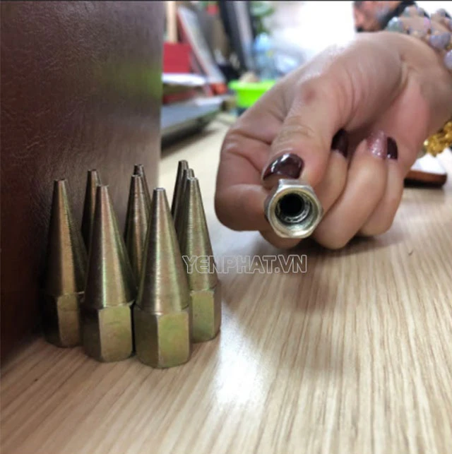 Vú bơm mỡ đầu nhọn được sử dụng nhiều