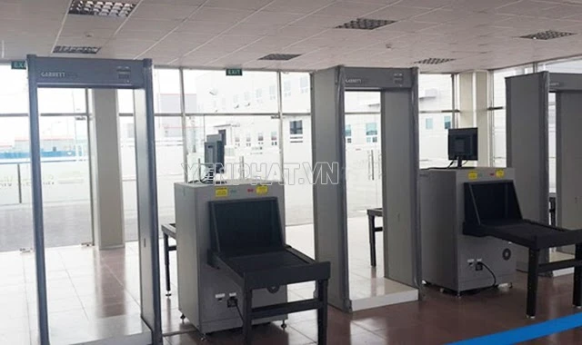 Cổng dò kim loại