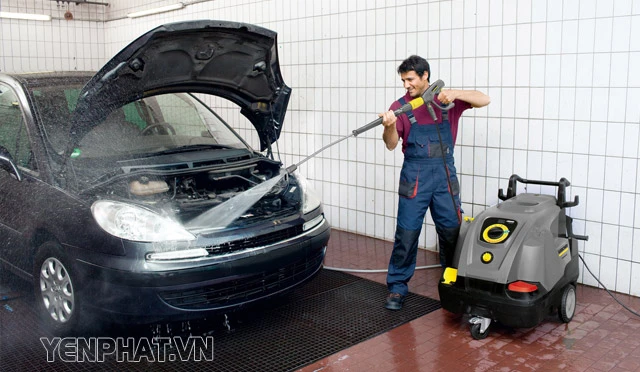 vận hành Máy rửa xe ô tô áp lực cao Karcher HDS 6/14 C