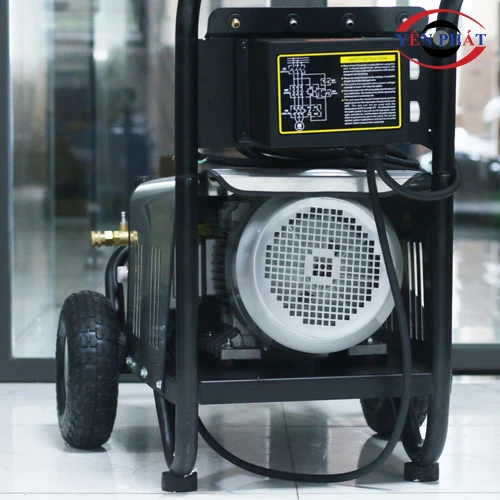 Máy phun rửa xe Palada 20M36-7.5T4 2