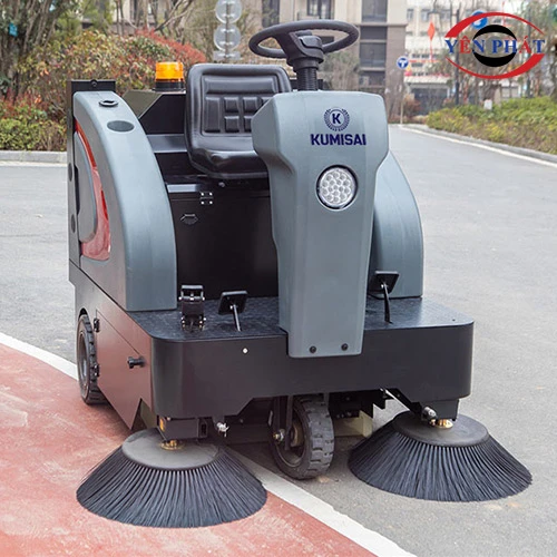 Xe quét rác ngồi lái nhà xưởng Kumisai KMS-1350E 4
