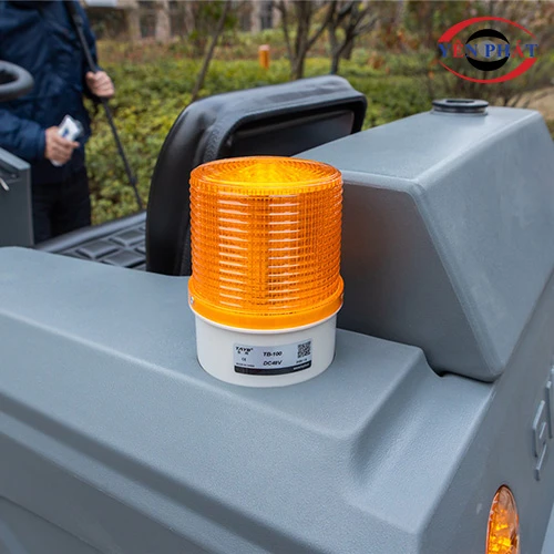 Xe quét rác ngồi lái nhà xưởng Kumisai KMS-1250E 5