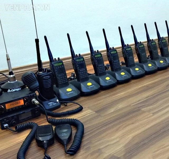 Cách để kết nối bộ đàm khác hãng