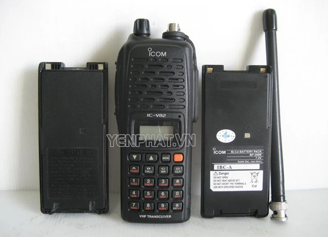 Bộ đàm cầm tay iCom IC-V82