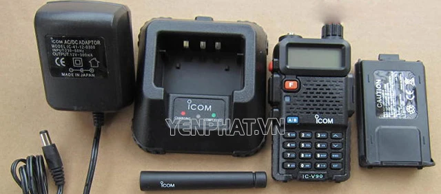 Bộ đàm xe máy đi phượt iCom IC-UV90