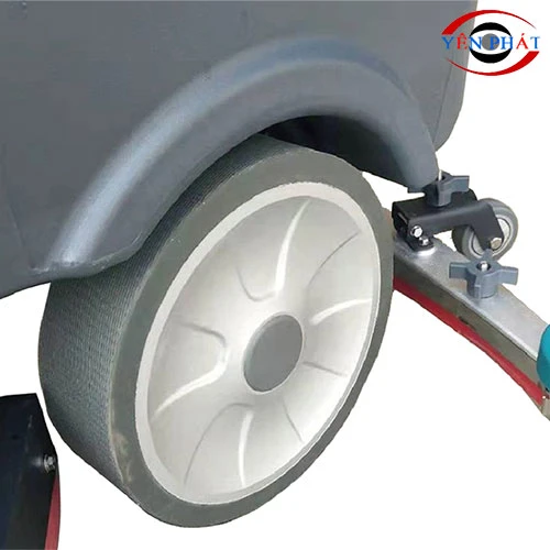 Máy chà sàn ngồi lái Kumisai KMS D8 3