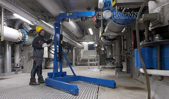 Cẩu móc thủy lực