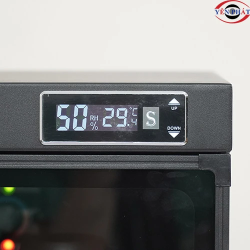 Tủ chống ẩm Kumisai DHC080 6