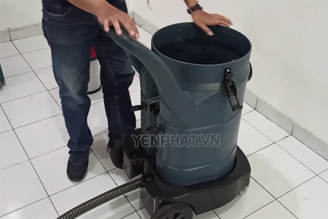 Máy hút bụi Typhoon SM580 thùng chứa lớn