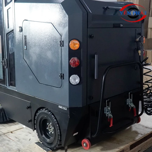 Xe quét rác ngồi lái Kumisai KMS-S12 6