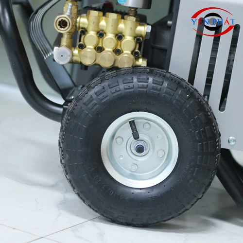 Máy bơm rửa xe Kumisai 15M26-3.7S2 2600PSI 2