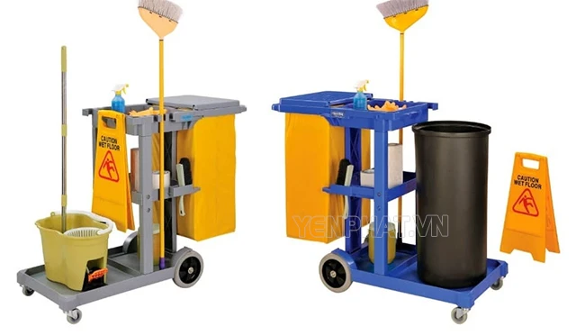 Xe đẩy dọn vệ sinh