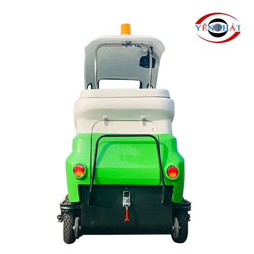 Xe quét rác ngồi lái Kumisa KMS 120A 3