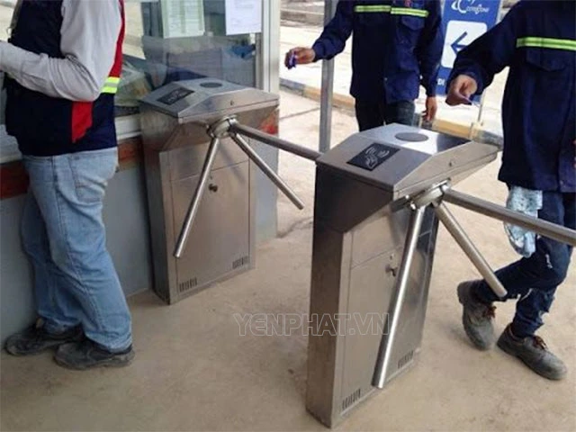 cổng xoay tripod - Điện Máy Yên Phát