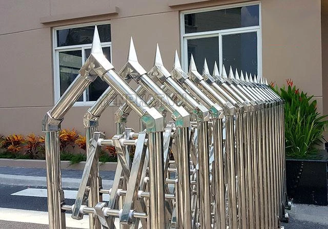 Cổng xếp lùa Inox TC-J8928