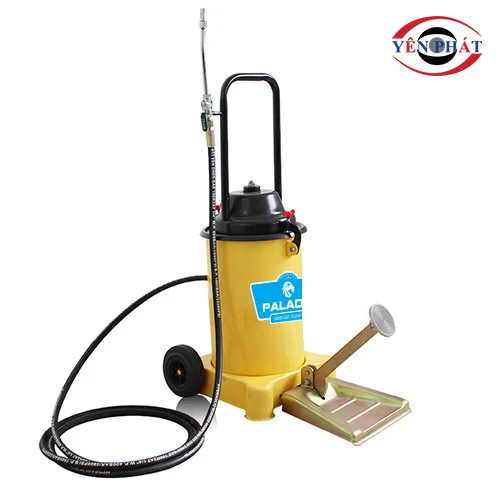 Máy bơm mỡ bằng chân Palada GZ-6J 2