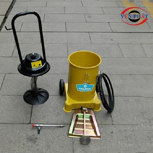 Máy bơm mỡ bằng chân Palada GZ-6J 4