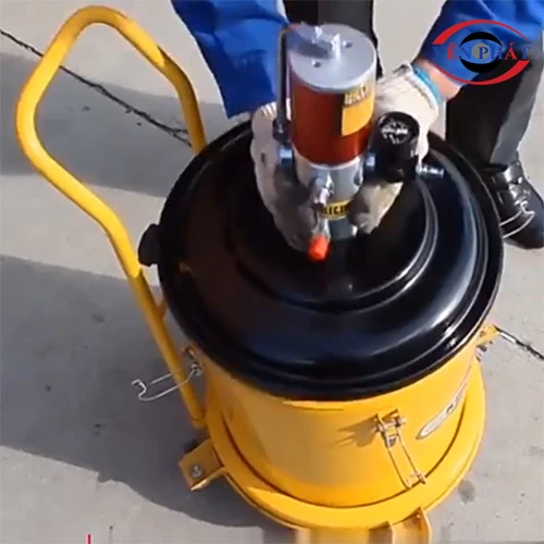 Máy bơm mỡ bằng khí nén Palada PD-9T 4