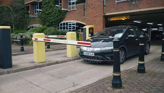 barrier tự động cho làn ô tô - Điện Máy Yên Phát