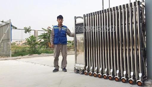 cổng xếp inox rẻ nhất Hà Nội - Điện Máy Yên Phát