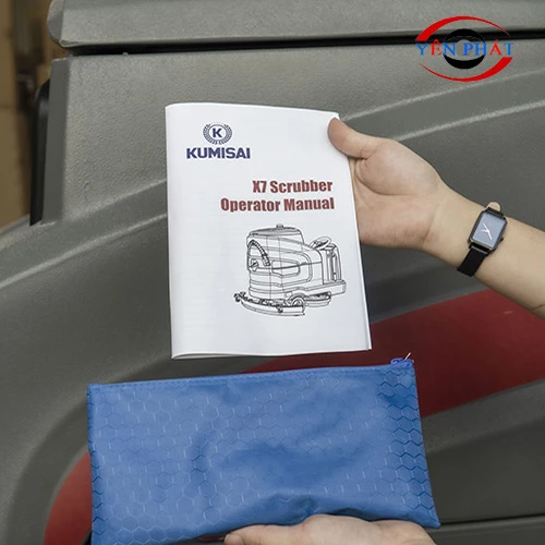 Máy chà sàn ngồi lái Kumisai KMS 138 7