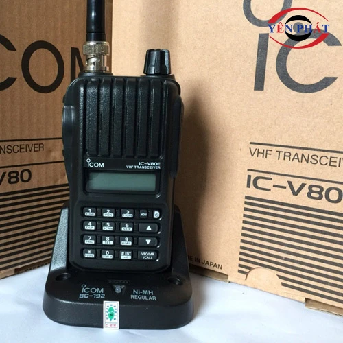 Bộ đàm cầm tay iCOM (IC-V80) VHF 3
