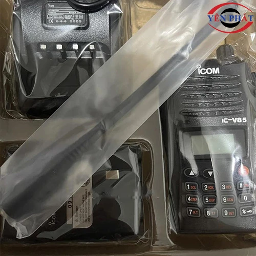 Bộ đàm cầm tay iCOM IC - V85 2