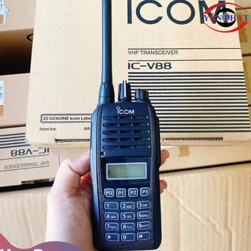 Máy bộ đàm cầm tay ICOM IC-V88 2