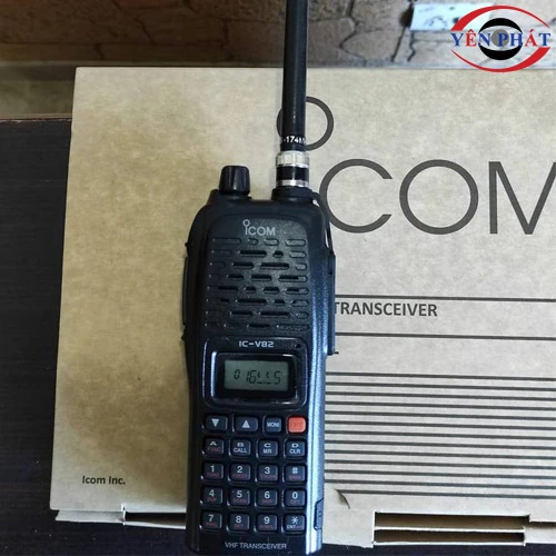 Bộ đàm cầm tay iCOM IC-V82 4