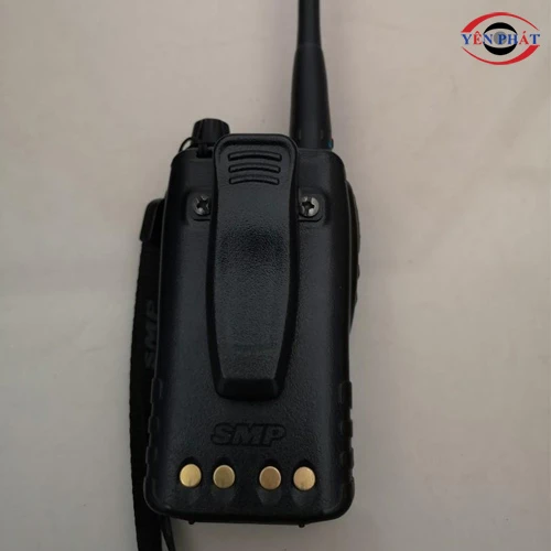 Bộ đàm cầm tay Motorola SMP 818 4