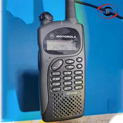 Bộ đàm cầm tay Motorola GP-2000 UHF 2