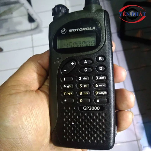 Bộ đàm cầm tay Motorola GP-2000 UHF 5