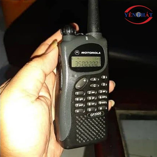 Bộ đàm cầm tay Motorola GP-2000 4