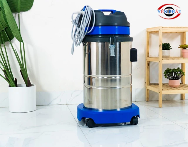Máy hút bụi công nghiệp Kumisai KMS30A có thiết kế nhỏ gọn
