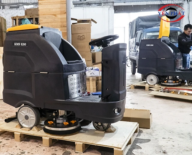 Nơi bán máy chà sàn ngồi lái