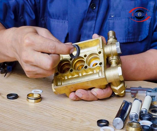 Thay phớt máy rửa xe cao áp