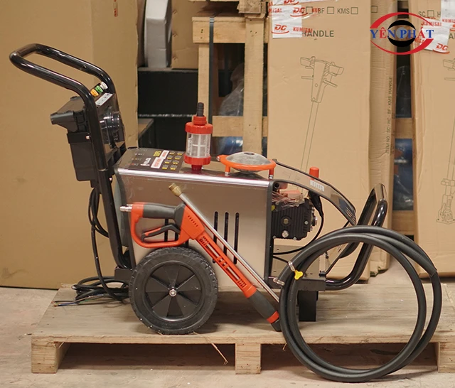 Mua máy rửa xe áo lực cao