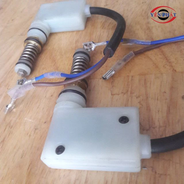 Rơ le tự ngắt máy rửa xe