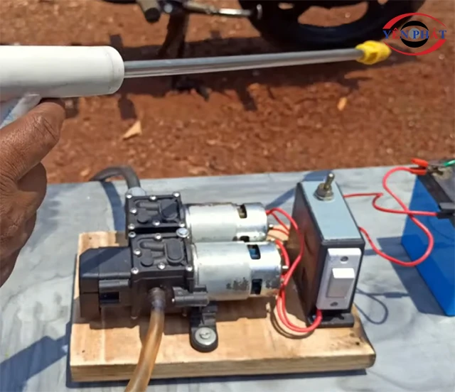 Tự chế máy rửa xe