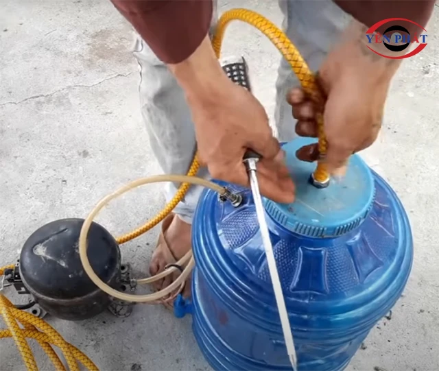 Chế máy rửa xe tại gia