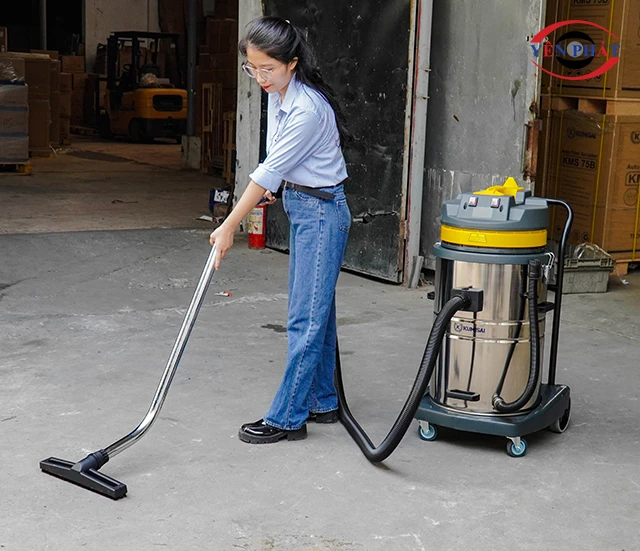 Sử dụng máy hút bụi công nghiệp Kumisai KMS60H-Hepa